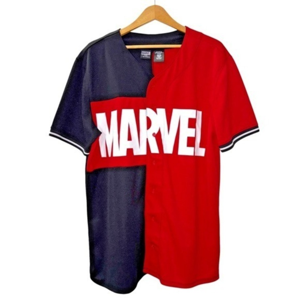 Marvel by Our Universe Baseball Jersey Mens Large Pre-Owned Red Black Superheros